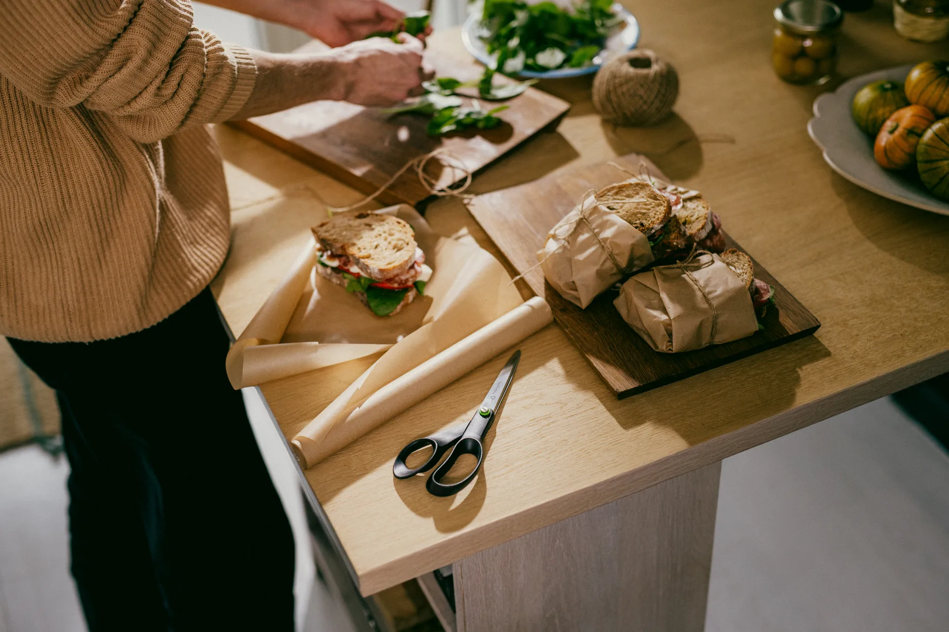 Ψαλίδι γενικής χρήσης Functional Form 21 cm, Μάυρο Fiskars