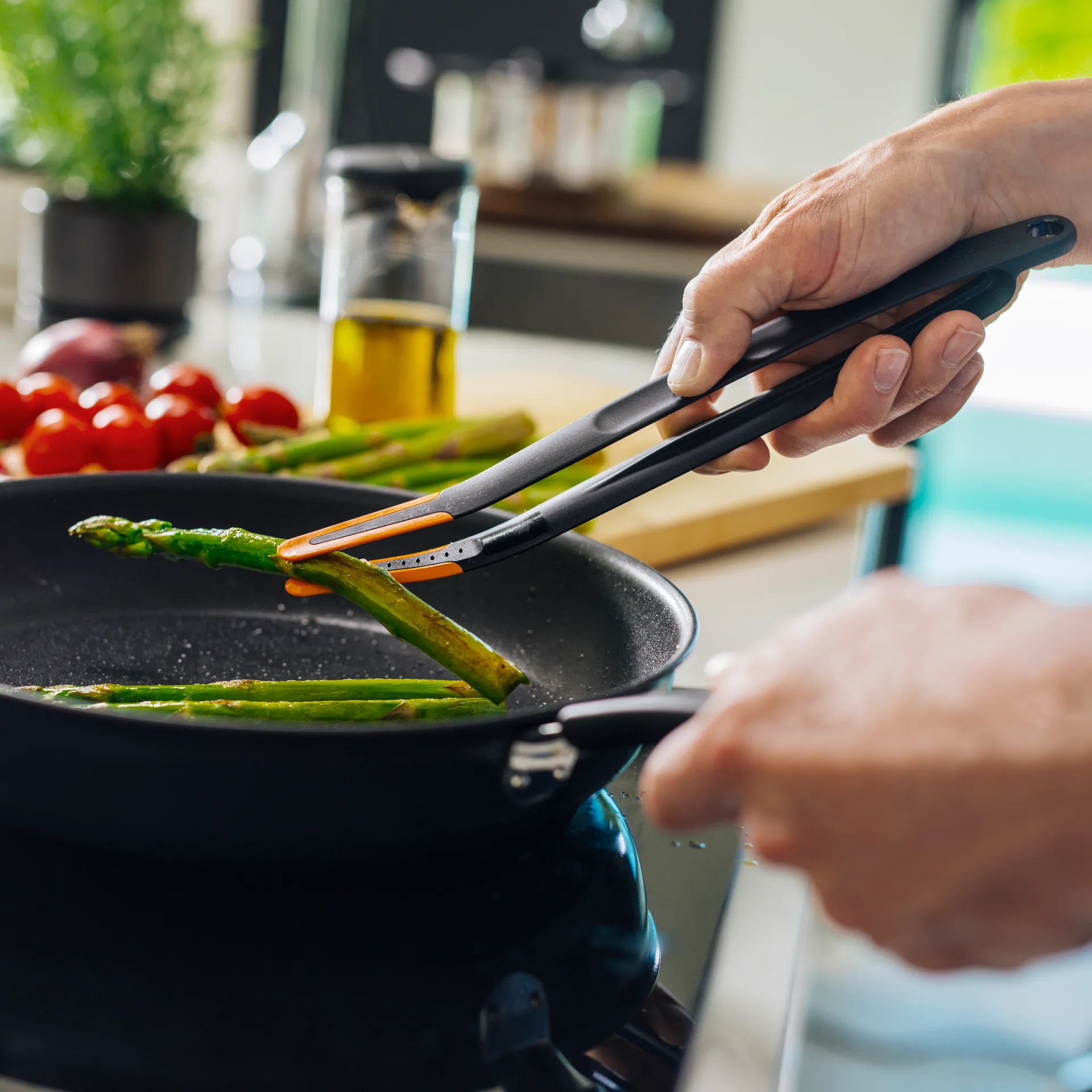 Functional Form λαβίδα 28.7 cm, Μαύρο Fiskars