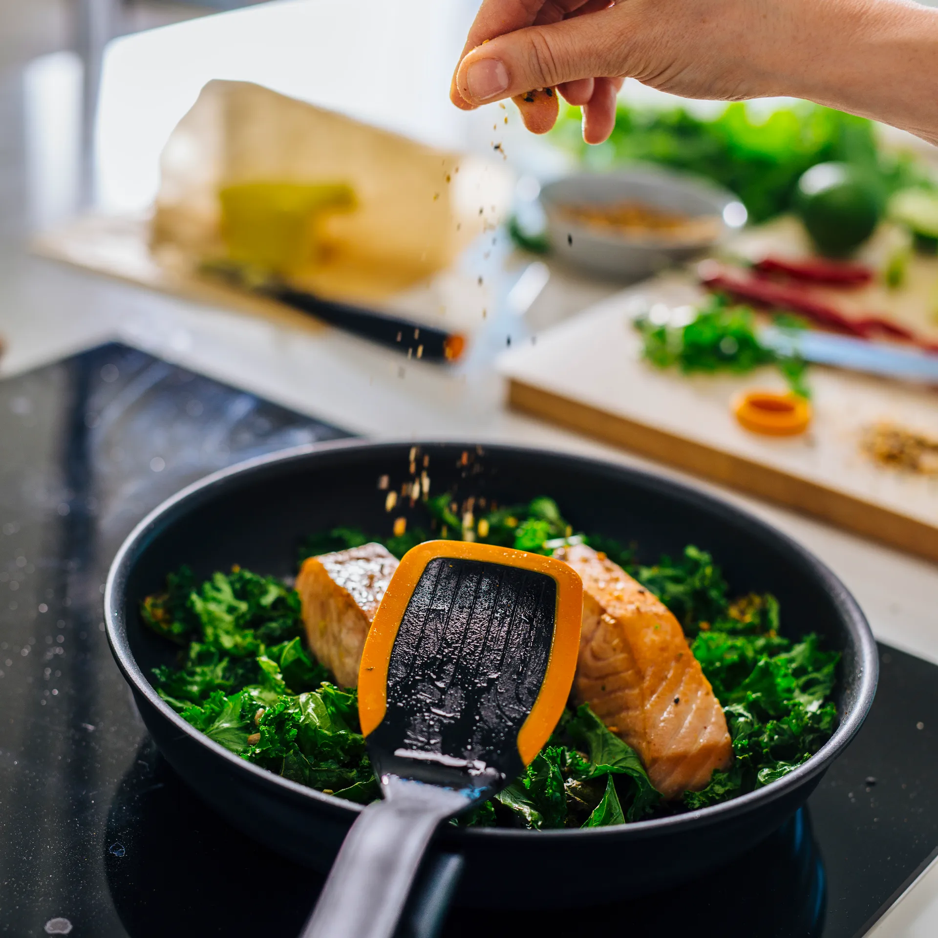 Functional Form σπάτουλα για τηγάνισμα 29 cm, Μαύρο Fiskars