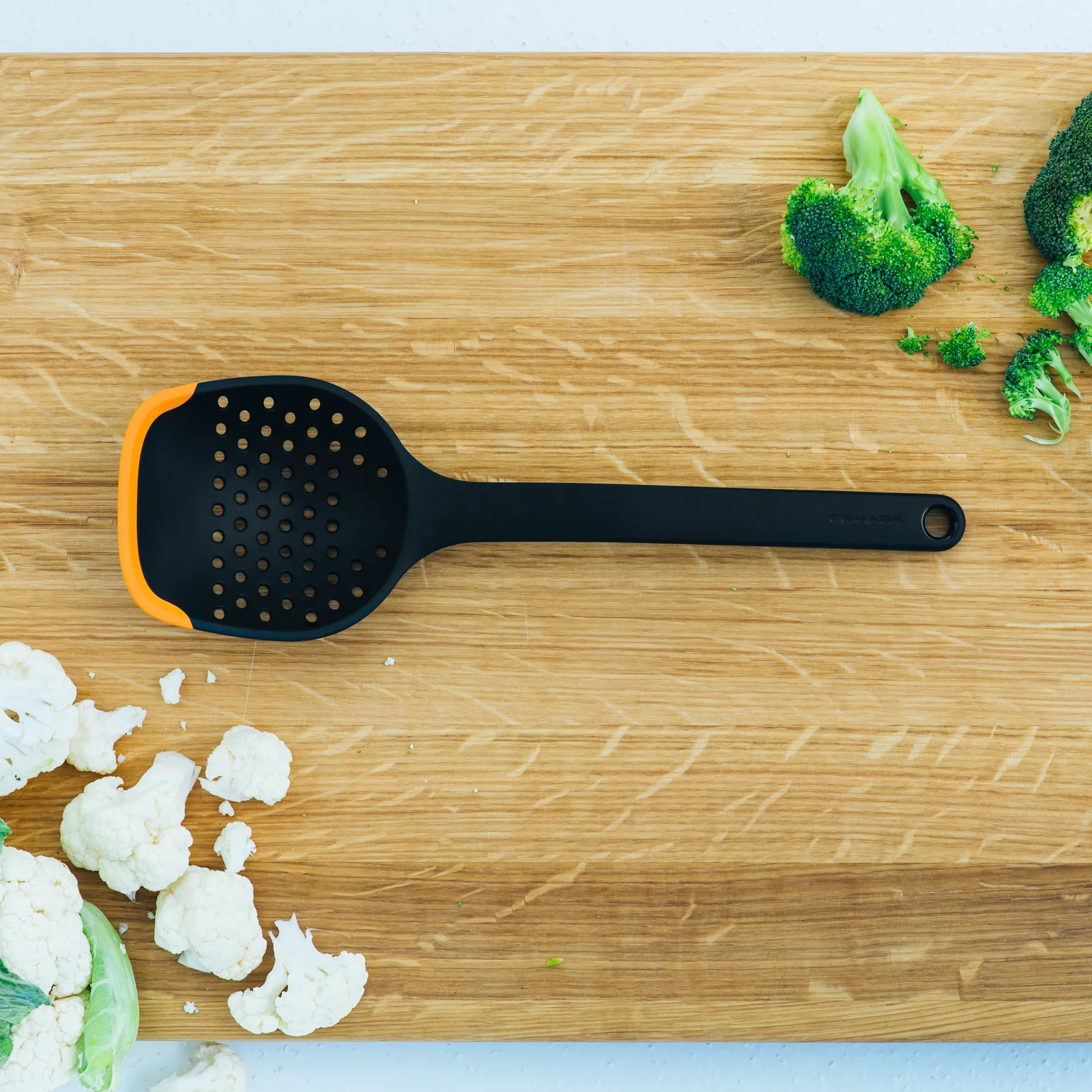 Functional Form κουτάλι μαγειρικής 29,6 cm, Μαύρο Fiskars