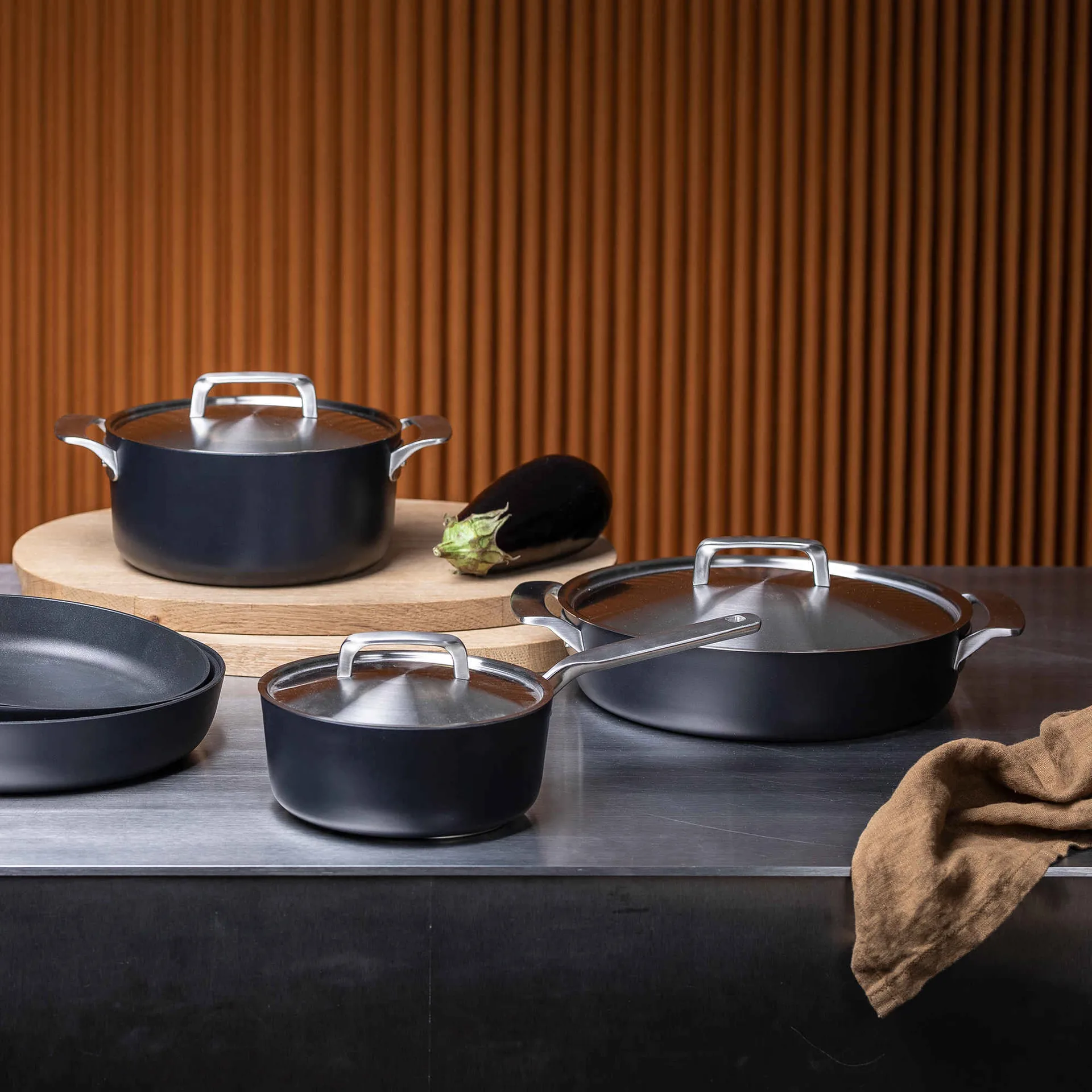 Rotisser τηγάνι φούρνου, 28 cm Fiskars