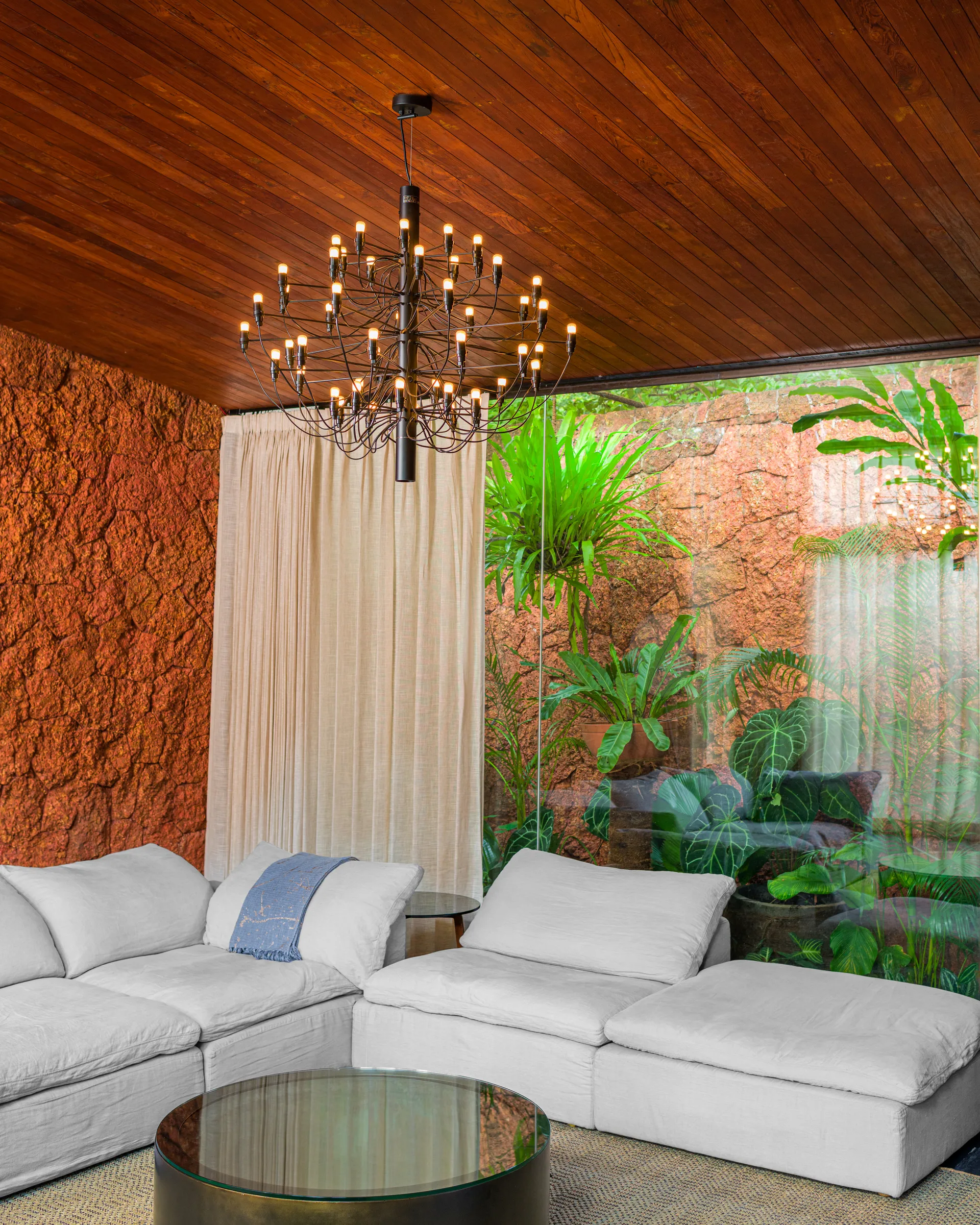 2097 Sarfatti πολυέλαιος, Μαύρο ματ 50 lampor Flos