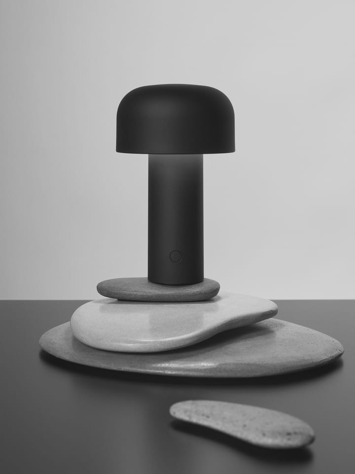 Bellhop φορητό επιτραπέζιο φωτιστικό, Matte black Flos