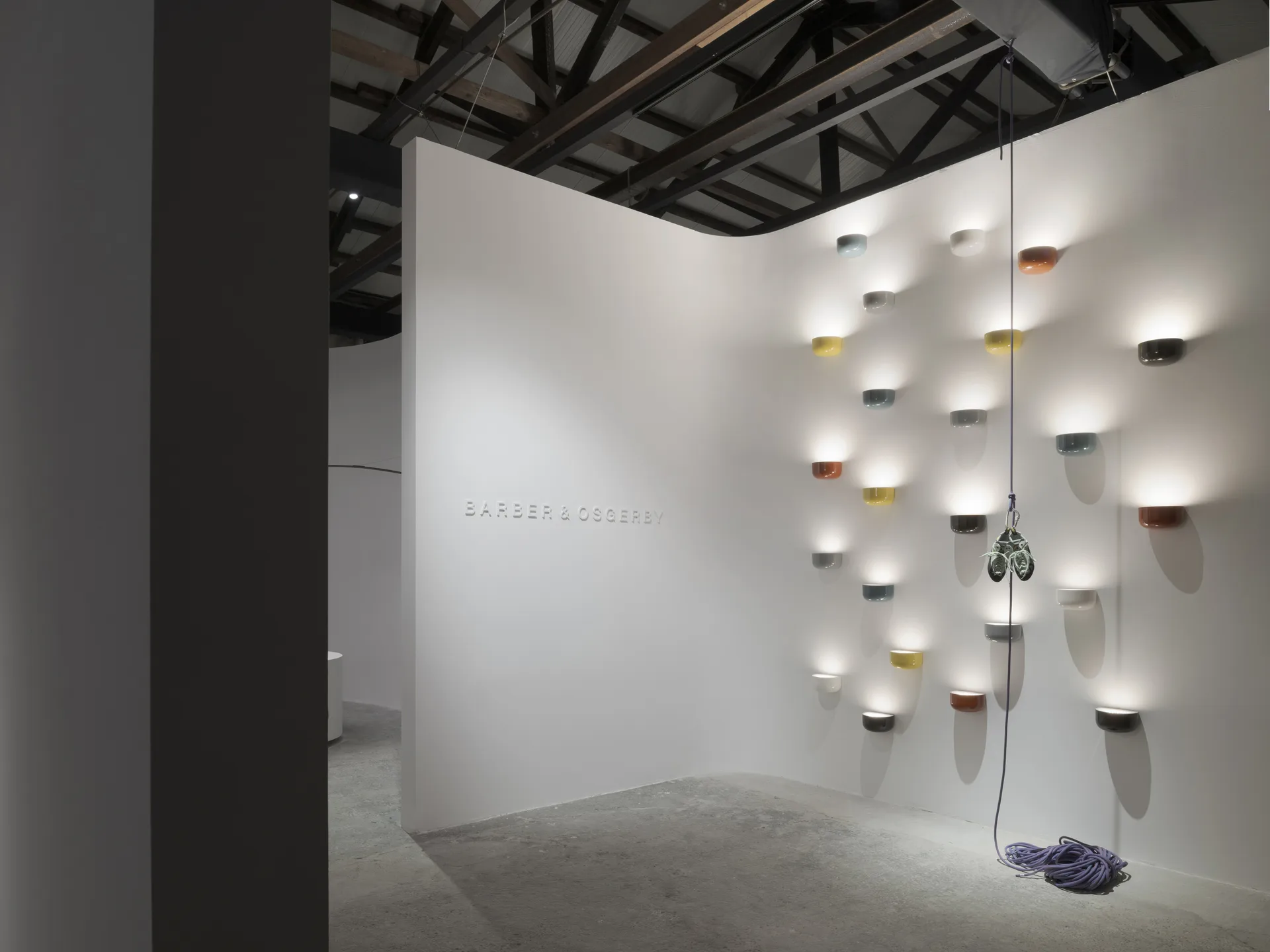 Bellhop Wall Up φωτιστικό τοίχου, White Flos