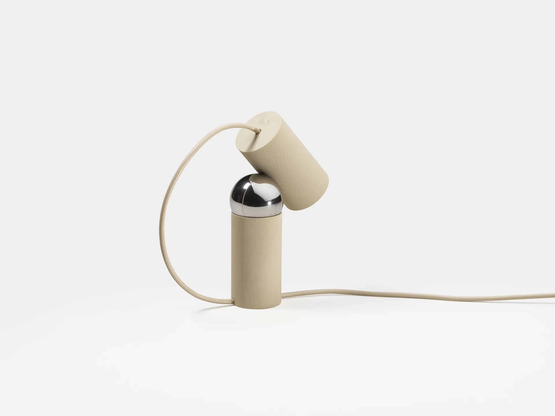 Bilboquet επιτραπέζιο φωτιστικό, Linen Flos