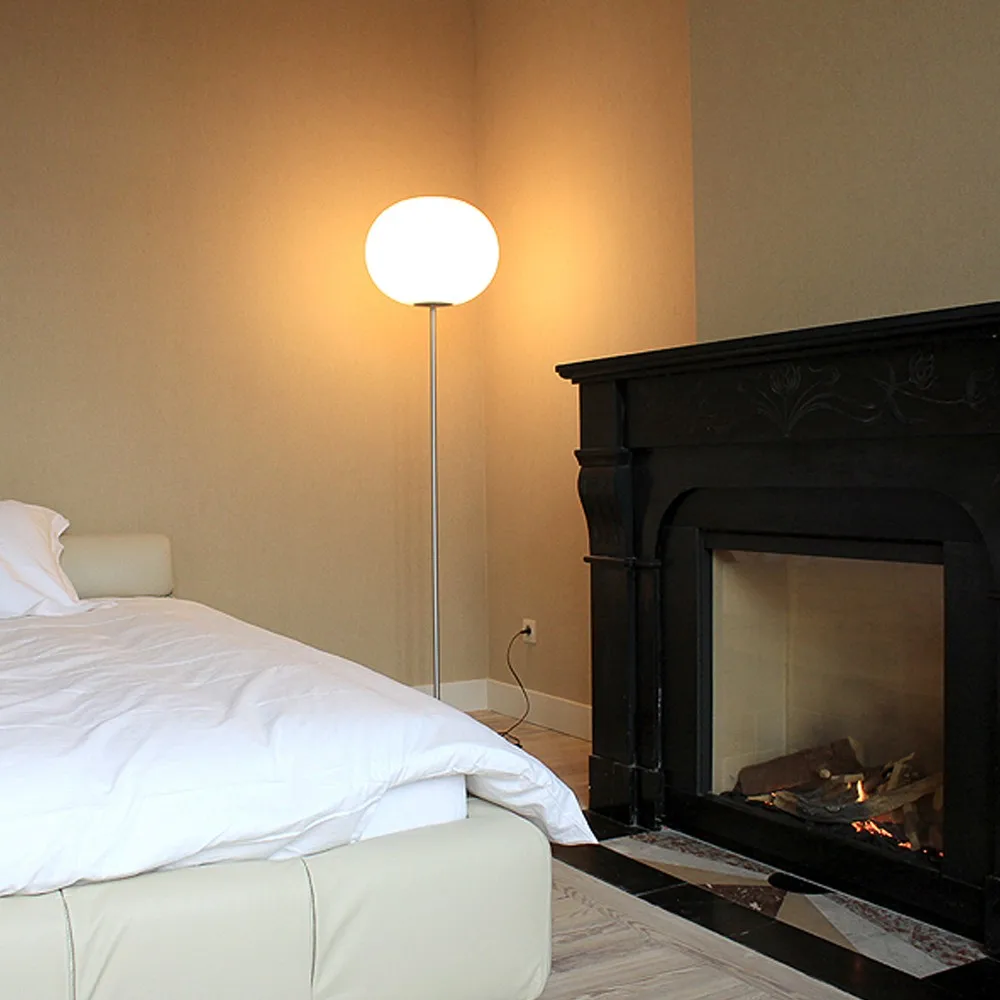 Glo-ball F1 φωτιστικό δαπέδου, Λευκό opalglass-ματ silverstativ Flos