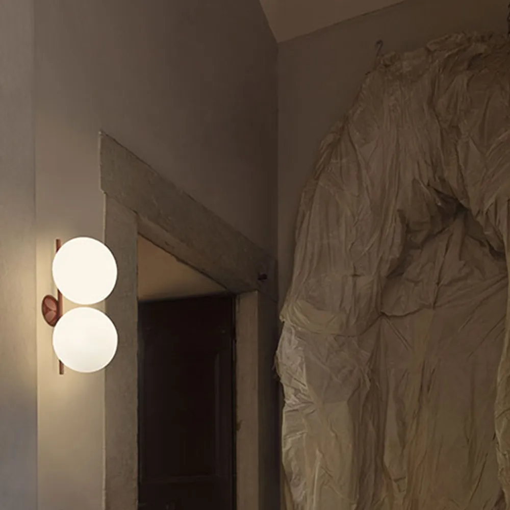 IC lights C/W1 Double φωτιστικό τοίχου, Χρώμιο-opal Flos