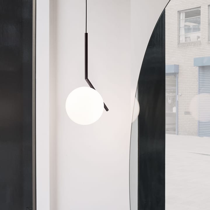 IC lights S2 κρεμαστό φωτιστικό, Χρώμιο-opal Flos