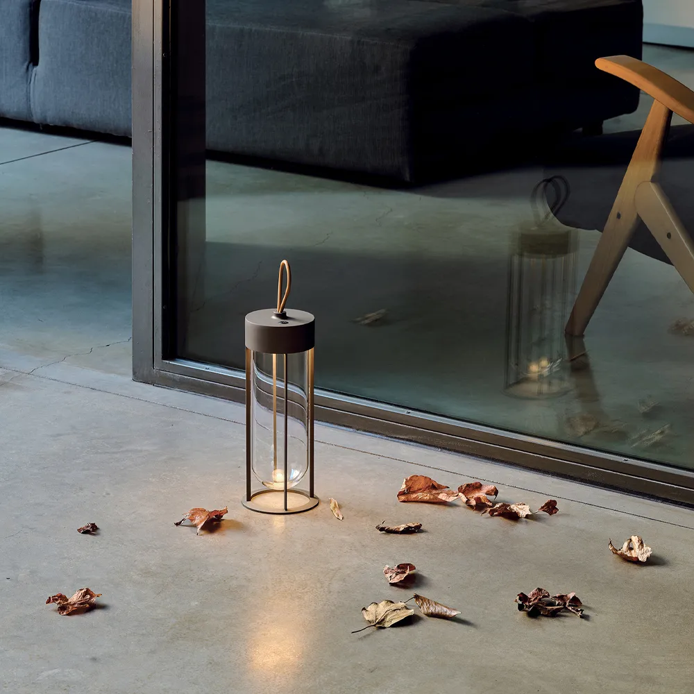 In Vitro επιτραπέζιο φωτιστικό, Black, 2700 kelvin Flos