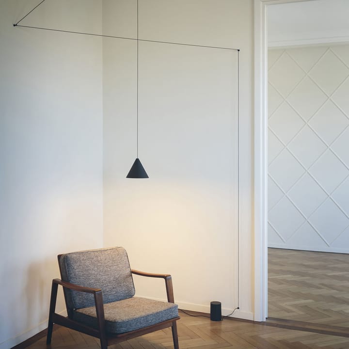 String Light Cone κρεμαστό φωτιστικό, Λευκό, 22 m καλώδιο Flos