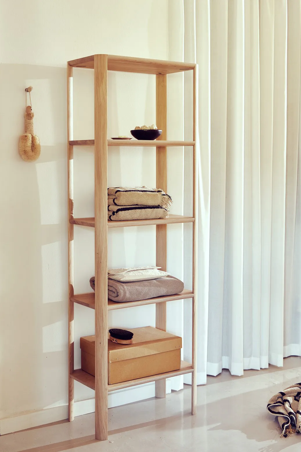 Leaf 5 ραφιών 55x162 cm, Λευκή δρυς Form & Refine