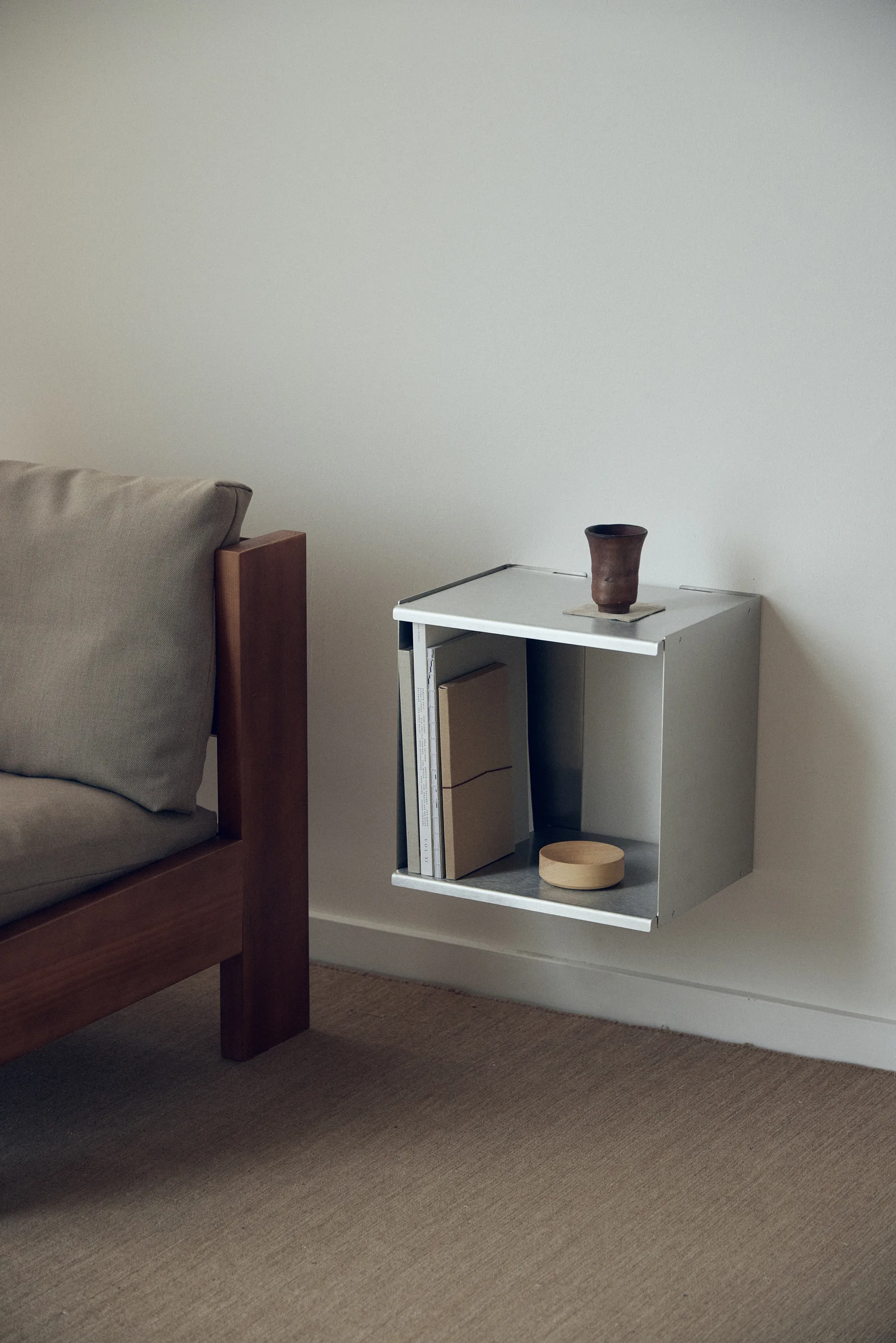 Taper Cube Box επιτοίχιο ράφι, Ανοξείδωτος χάλυβας, 34x35 εκ. Form & Refine