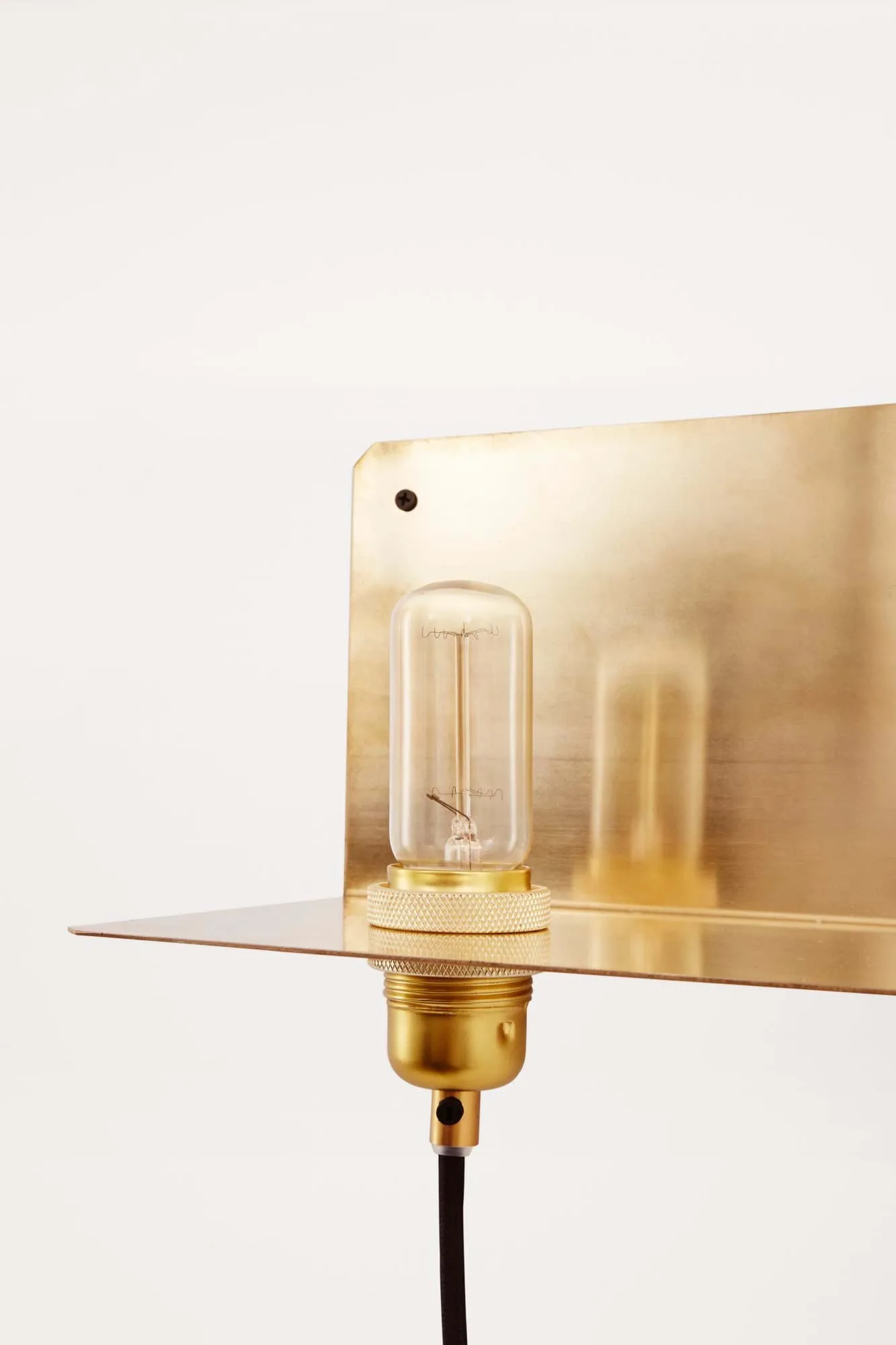 90° Wall Light επιτοίχιο φωτιστικό, Brass FRAMA
