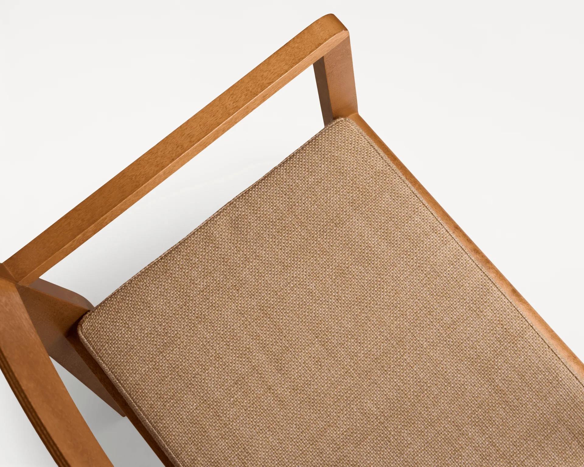 Armrest Chair 01 μαξιλάρι για καρέκλα με μπράτσα, Camel, 47x37x4 cm FRAMA