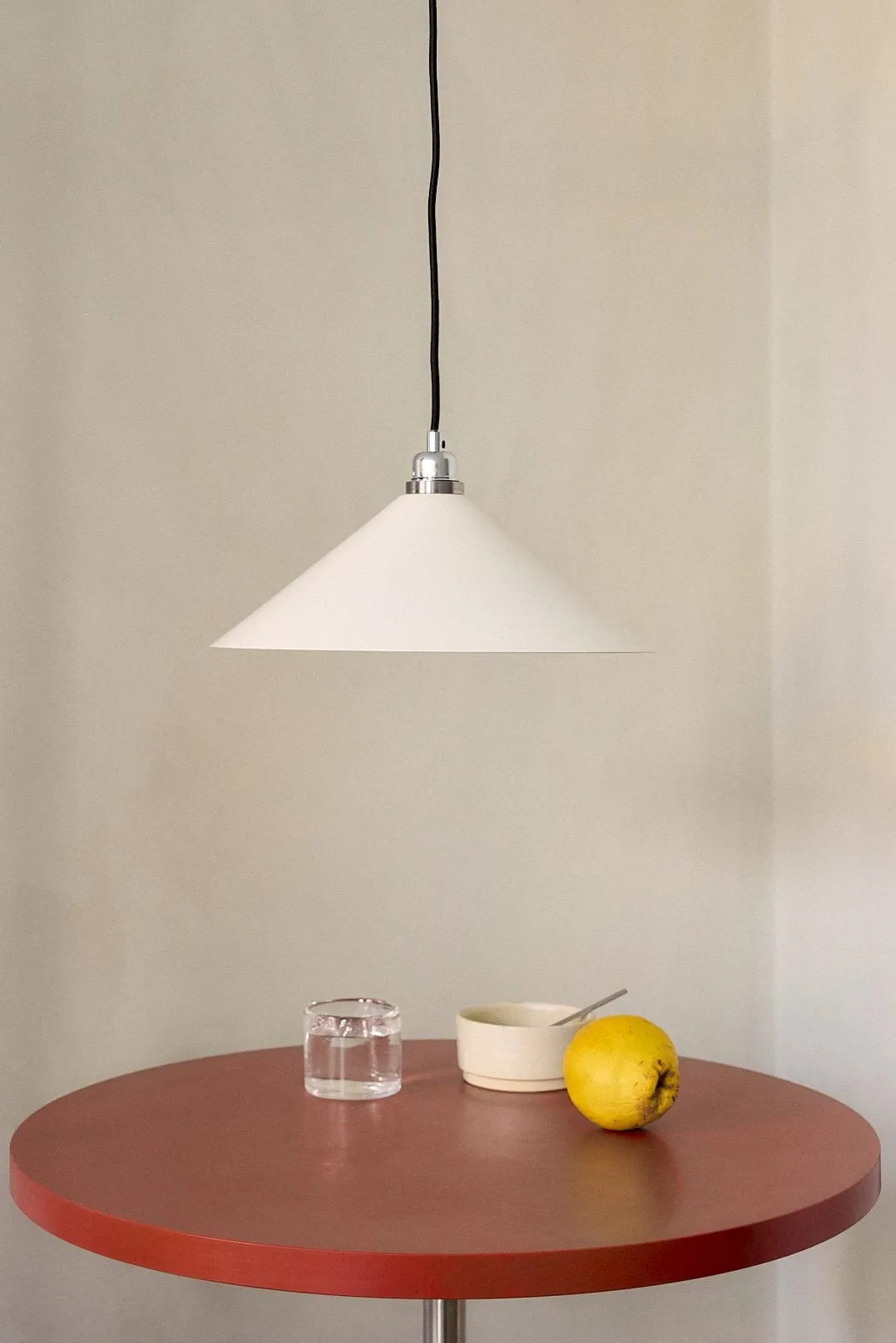 Cone Shade κρεμαστό φωτιστικό, White, small, Ø25 cm FRAMA