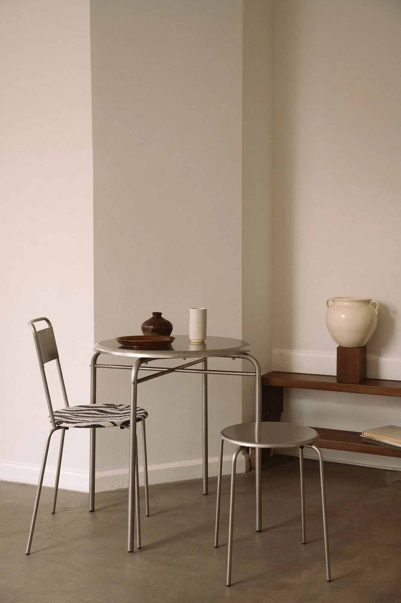Petit Rond τραπέζι, Ανοξείδωτο ατσάλι, Ø65x73 cm FRAMA