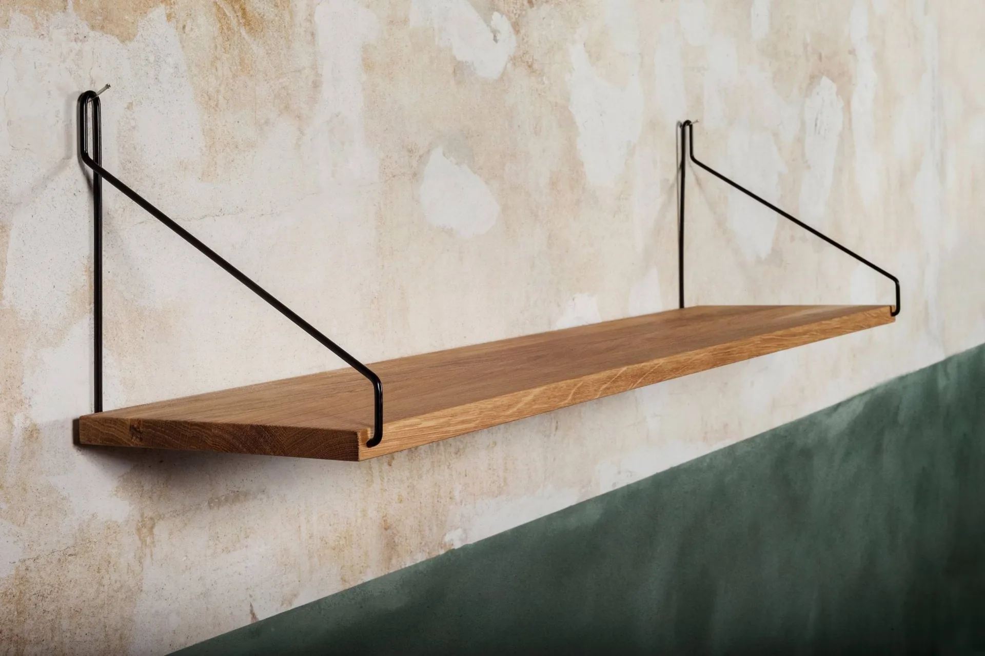 Single Shelf επιτοίχιο ράφι, Δρυς-Μαύρο, 80x20 cm FRAMA