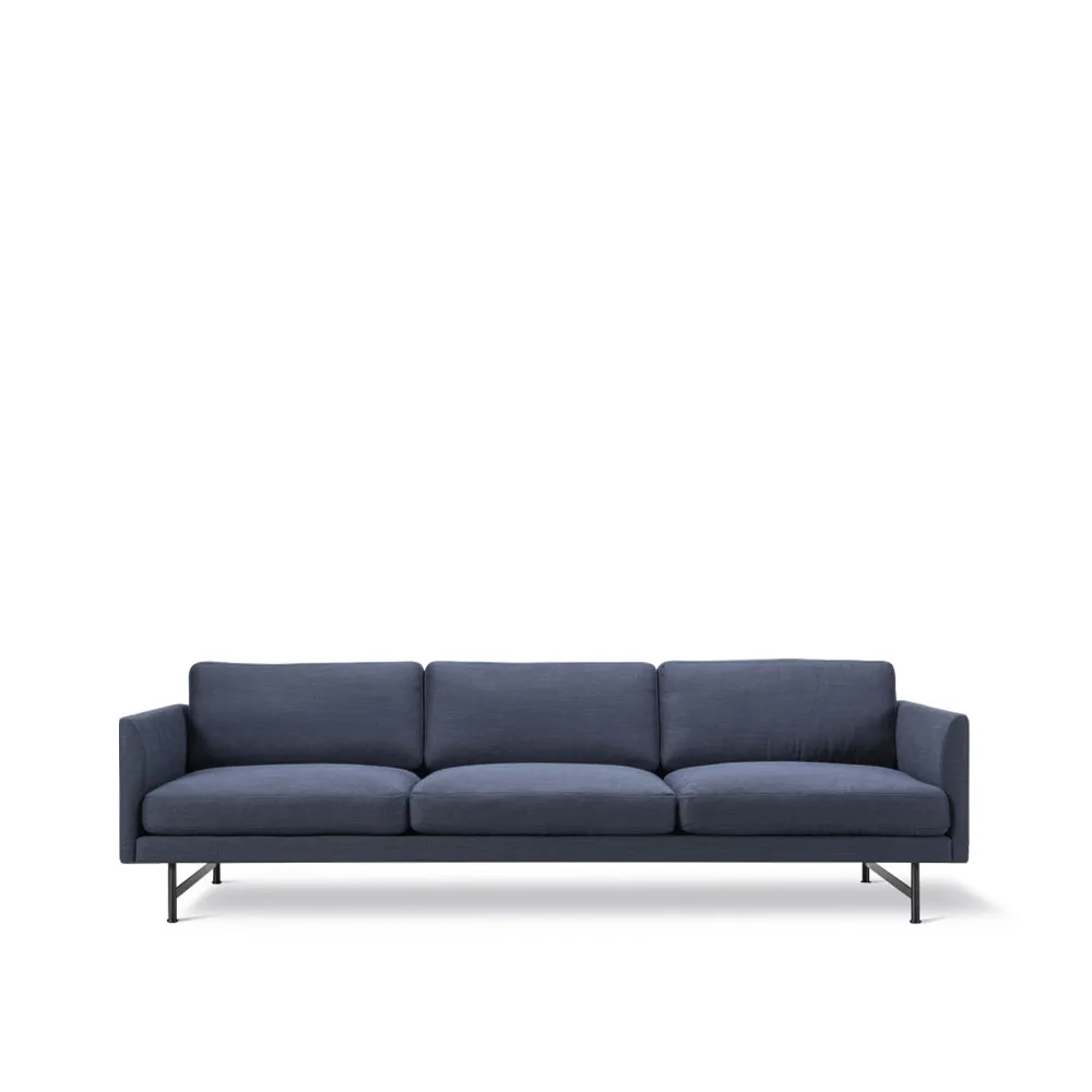 Calmo 5623 καναπές, Sunniva 783-μαύρο μέταλλο Fredericia Furniture