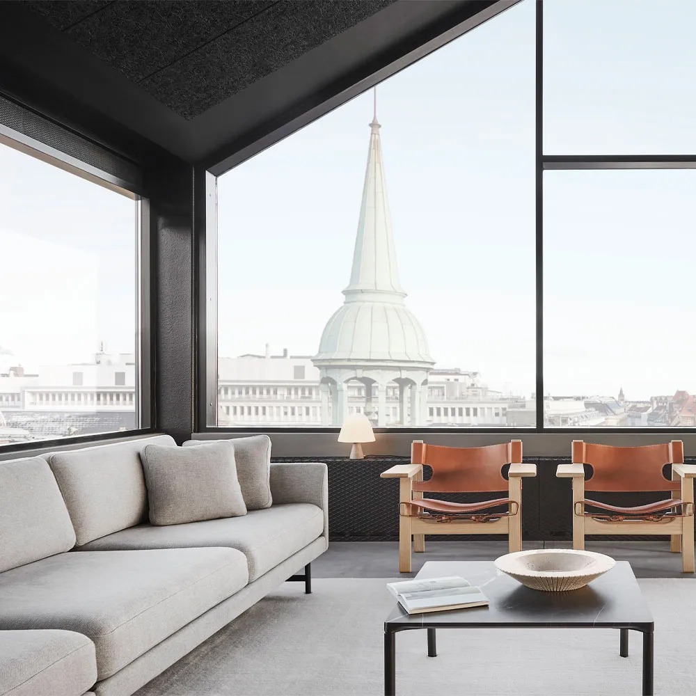 Calmo 5623 καναπές, Sunniva 783-μαύρο μέταλλο Fredericia Furniture