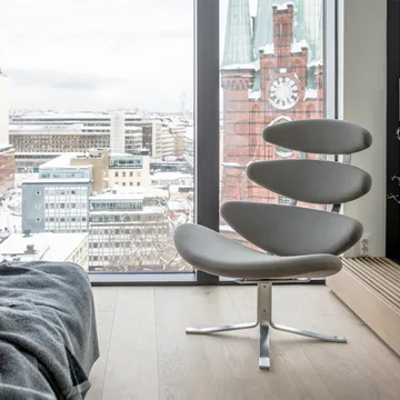 Corona πολυθρόνα - Δερμάτινο Omni 301-χρωματιστός σκελετός - Fredericia Furniture