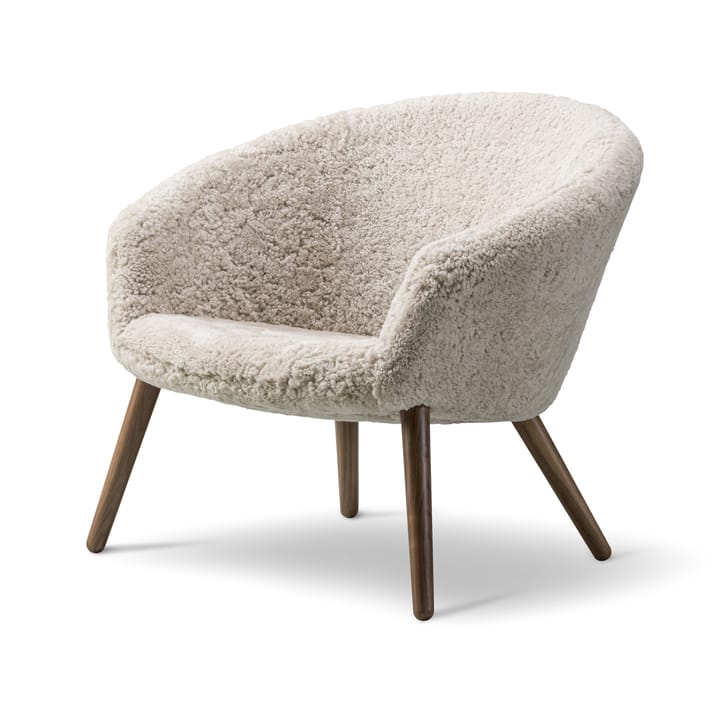 Ditzel πολυθρόνα lounge από δέρμα προβάτου, Moonlight-walnut Fredericia Furniture