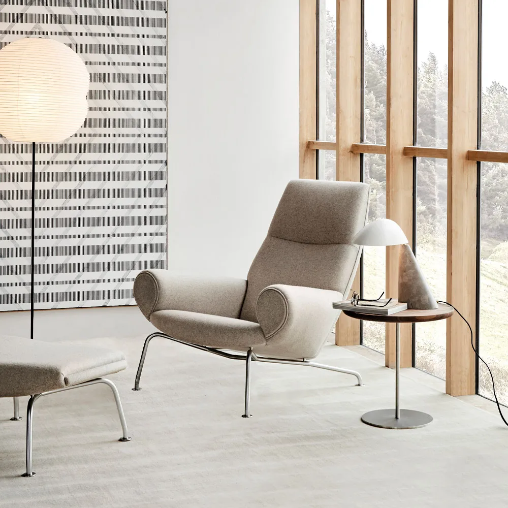 Fellow επιτραπέζιο φωτιστικό, White-dark atlantico limestone Fredericia Furniture