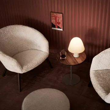 Pal 6755 τραπέζι - Καρυδιά-βούρτσιστο ατσάλι-Ø44 εκ. - Fredericia Furniture