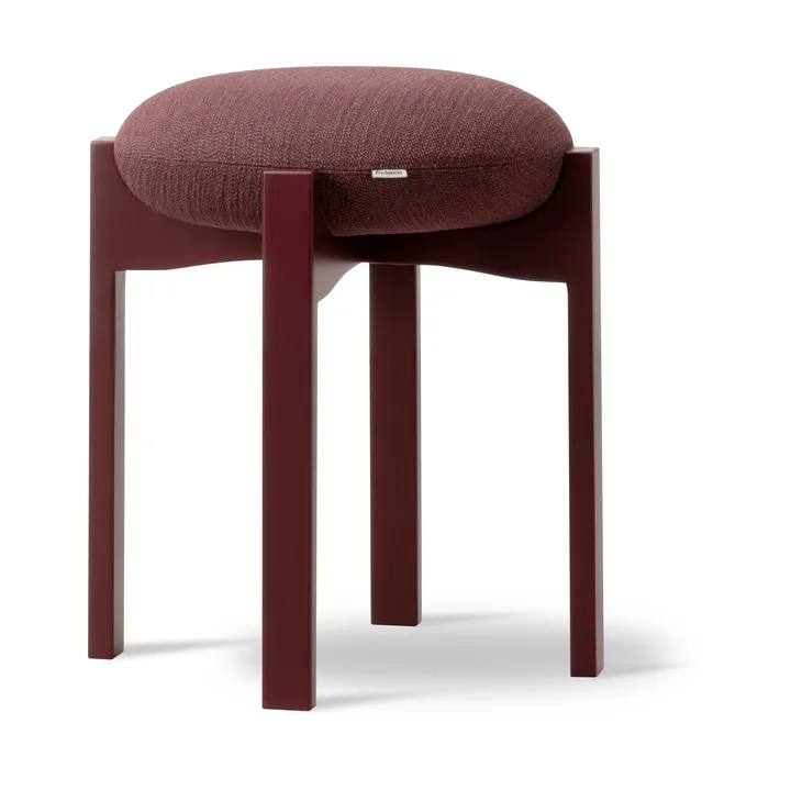 Pioneer σκαμπό χαμηλό - Odino RC43 bordeaux-bordeaux οξιά - Fredericia Furniture