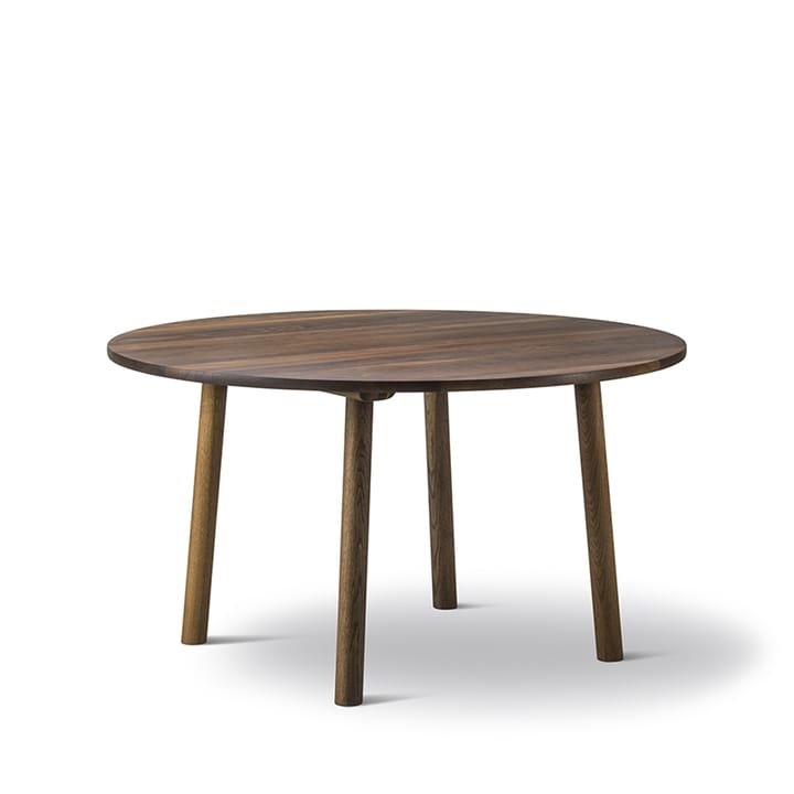 Taro 6121 τραπεζαρία - Καπνισμένη δρυς, ø120 εκ. - Fredericia Furniture