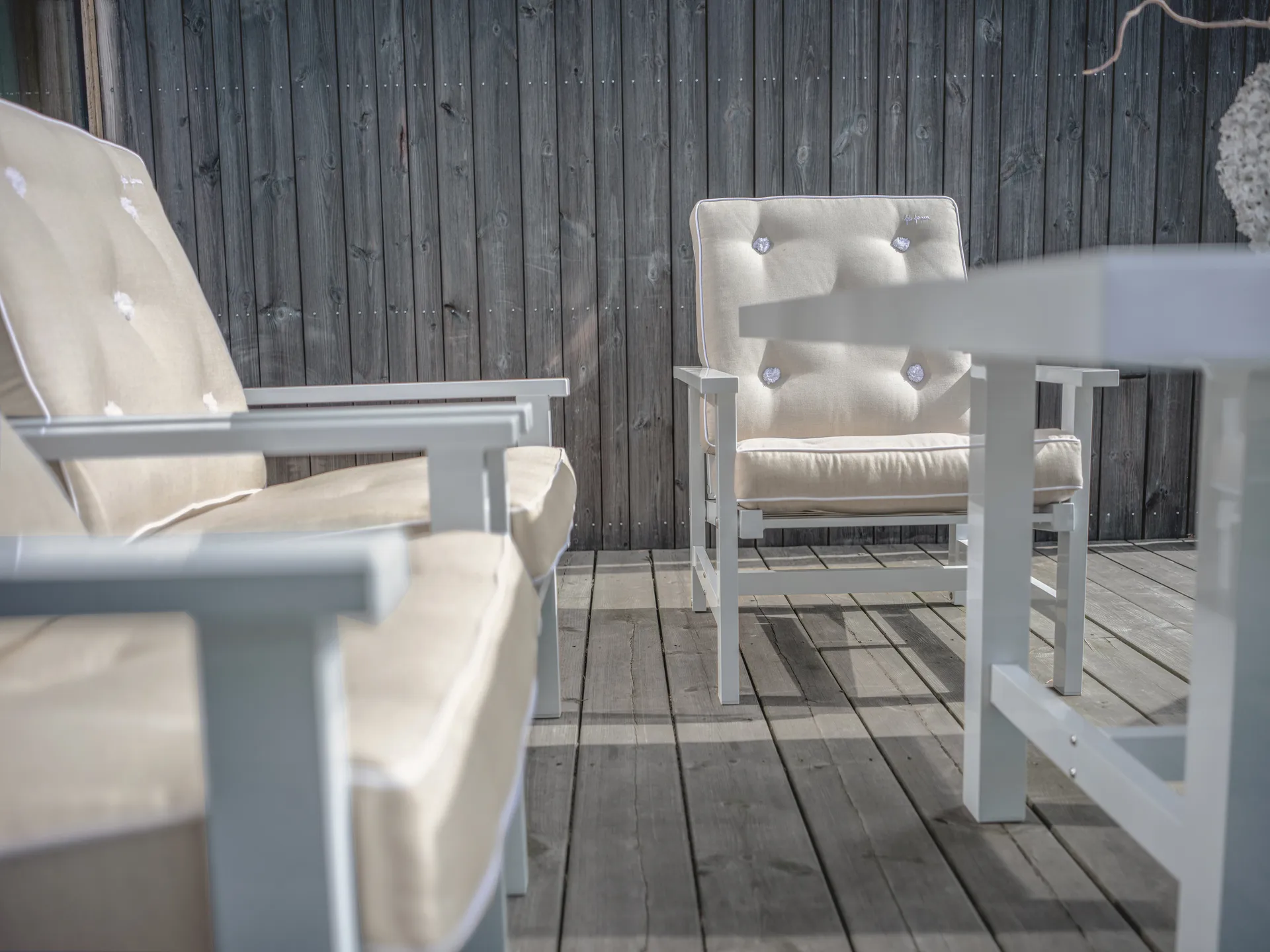 45 παγκάκι, White Fri Form