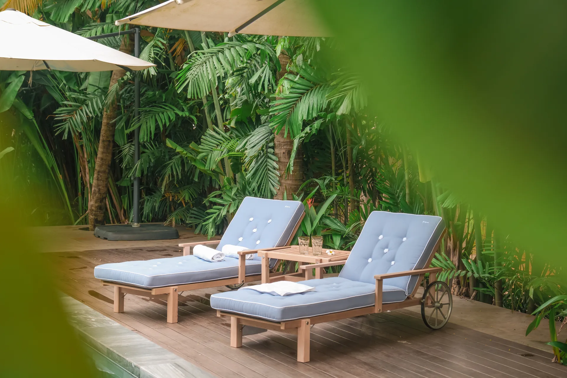 49 τροχήλατο τραπέζι, Redwood, 48x45 εκ. Fri Form