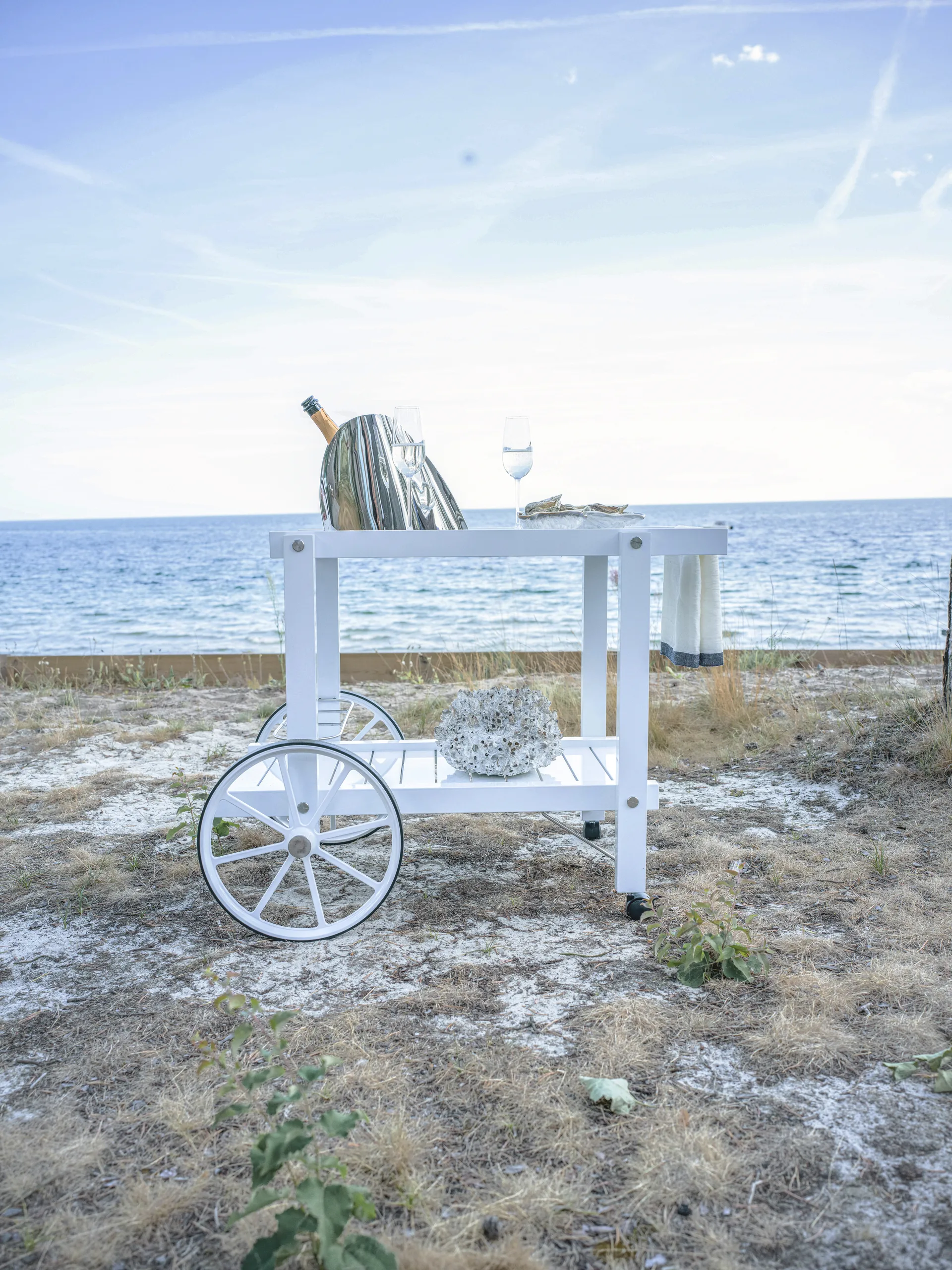 62 τραπέζι, White Fri Form