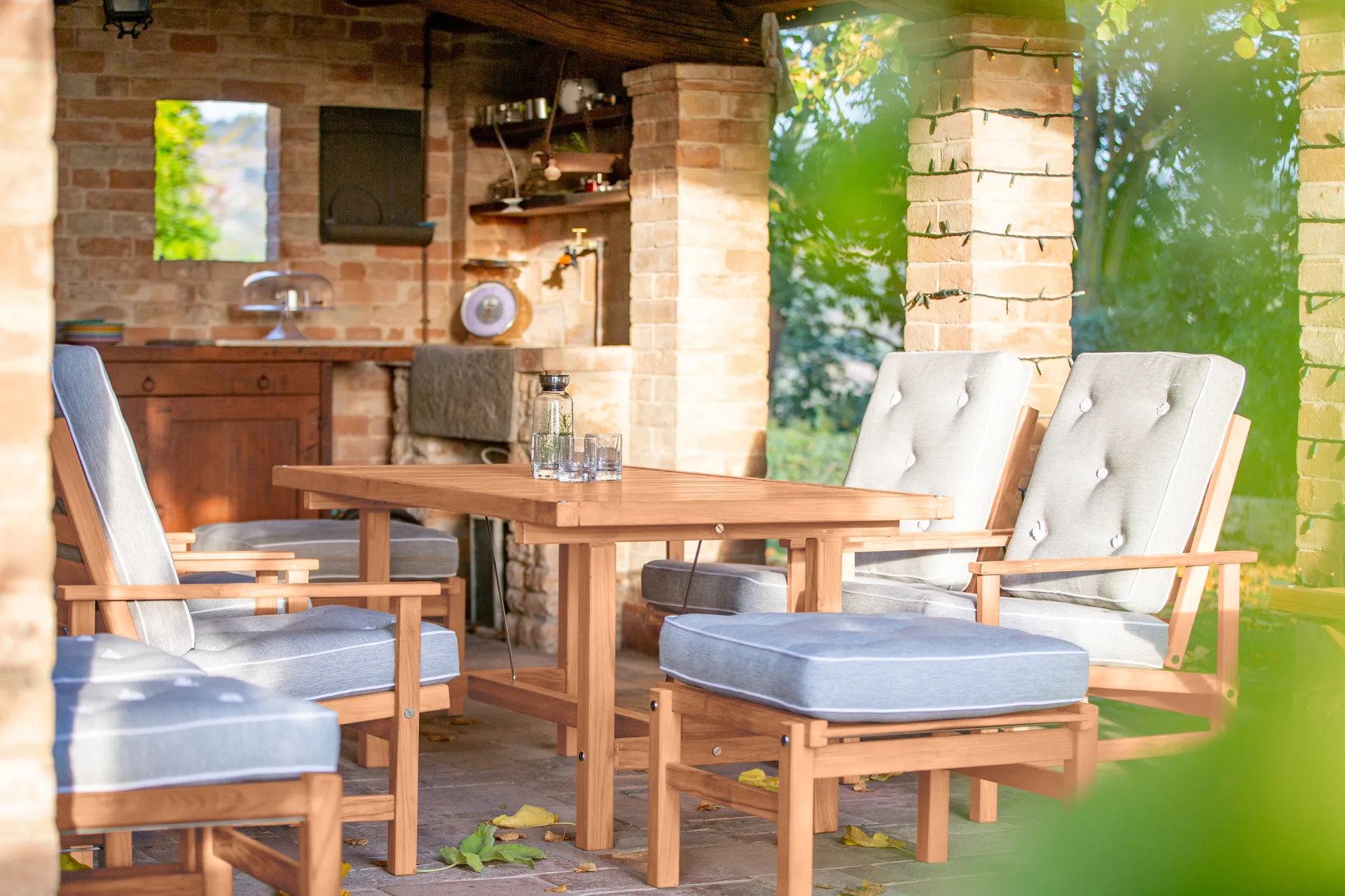 68 επιπλέον πλάκα με πόδια, Redwood, 155x85x65,5 εκ. Fri Form