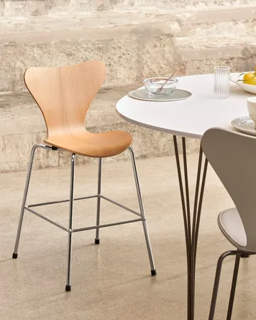 3177 Series 7 Junior καρέκλα chrome - Lacquered oak veneer - Fritz Hansen