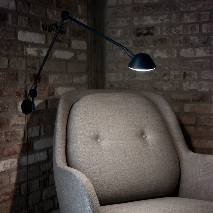 AQ01 φωτιστικό τοίχου, Μαύρο Fritz Hansen