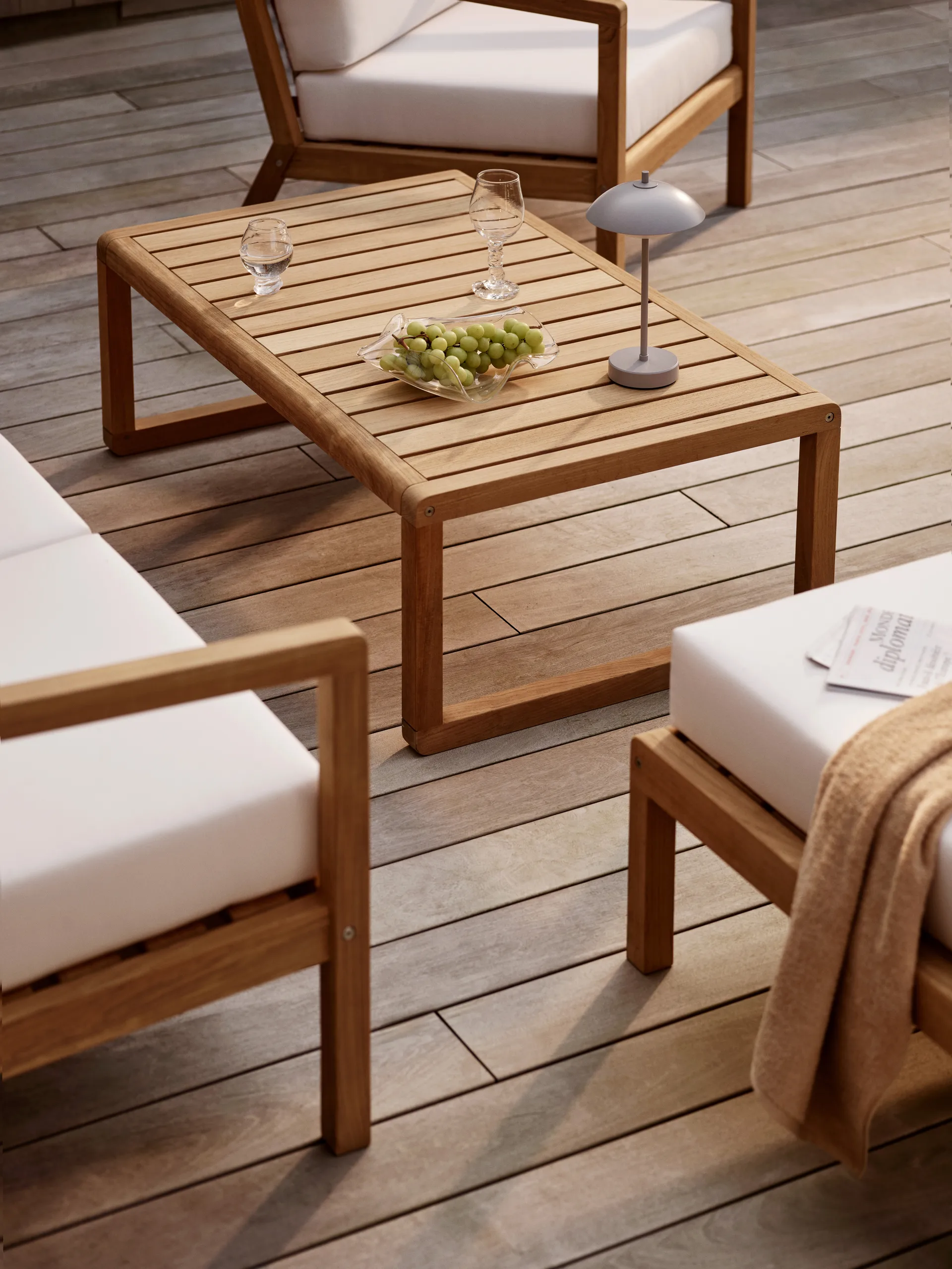 Clam φορητό επιτραπέζιο φωτιστικό 31 cm, Nine grey Fritz Hansen