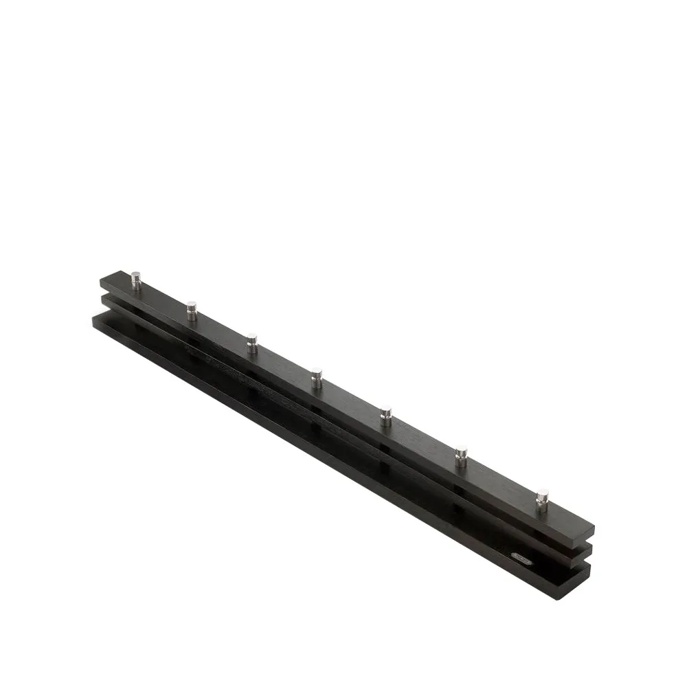 Cutter κρεμάστρα, Δρύς μαύρο-βαμμένο, 7 τεμ. κουμπιά Fritz Hansen