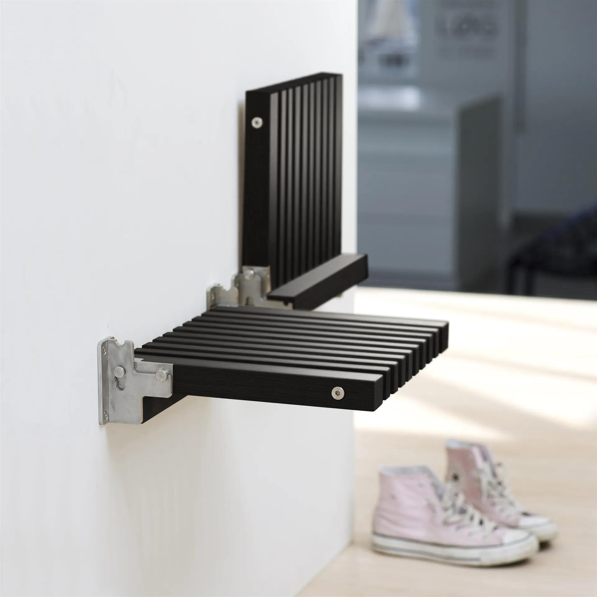 Cutter επιτοίχιο σκαμνί, Μαύρη βαμμένη δρυς Fritz Hansen