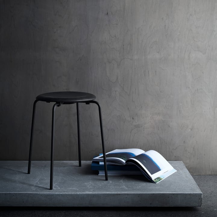 Dot δερμάτινο σκαμπό, Cowboy black Fritz Hansen