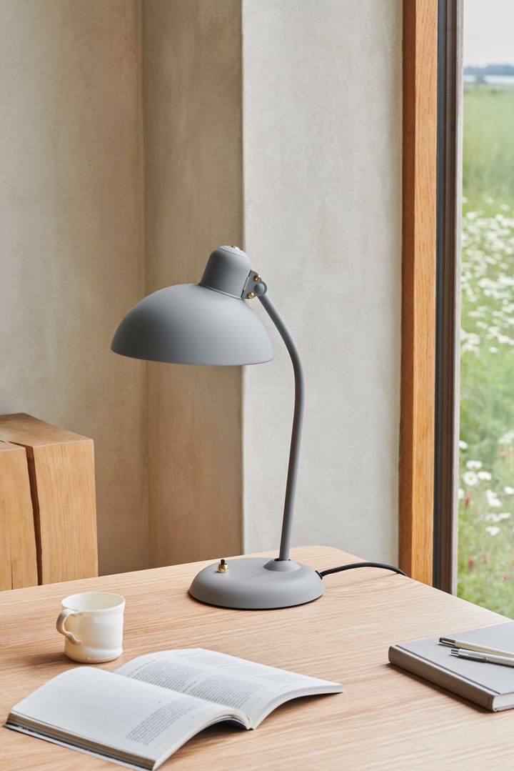 Kaiser Idell 6556-T επιτραπέζιο φωτιστικό, Easy Grey Fritz Hansen