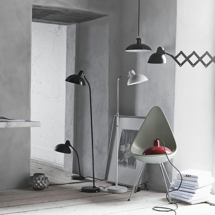 Kaiser Idell 6631-P κρεμαστό φως, Μαύρο Fritz Hansen