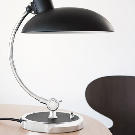 Kaiser Idell 6631-T Luxus επιτραπέζιο φωτιστικό, ματ μαύρο Fritz Hansen