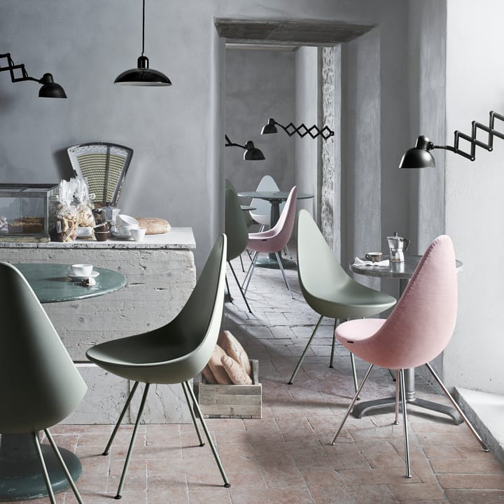 Kaiser Idell 6718-W φωτιστικό τοίχου, Ματ μαύρο Fritz Hansen
