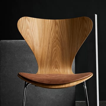 Series 7 μαξιλαράκι καρέκλας δερμάτινο - Καφέ - Fritz Hansen