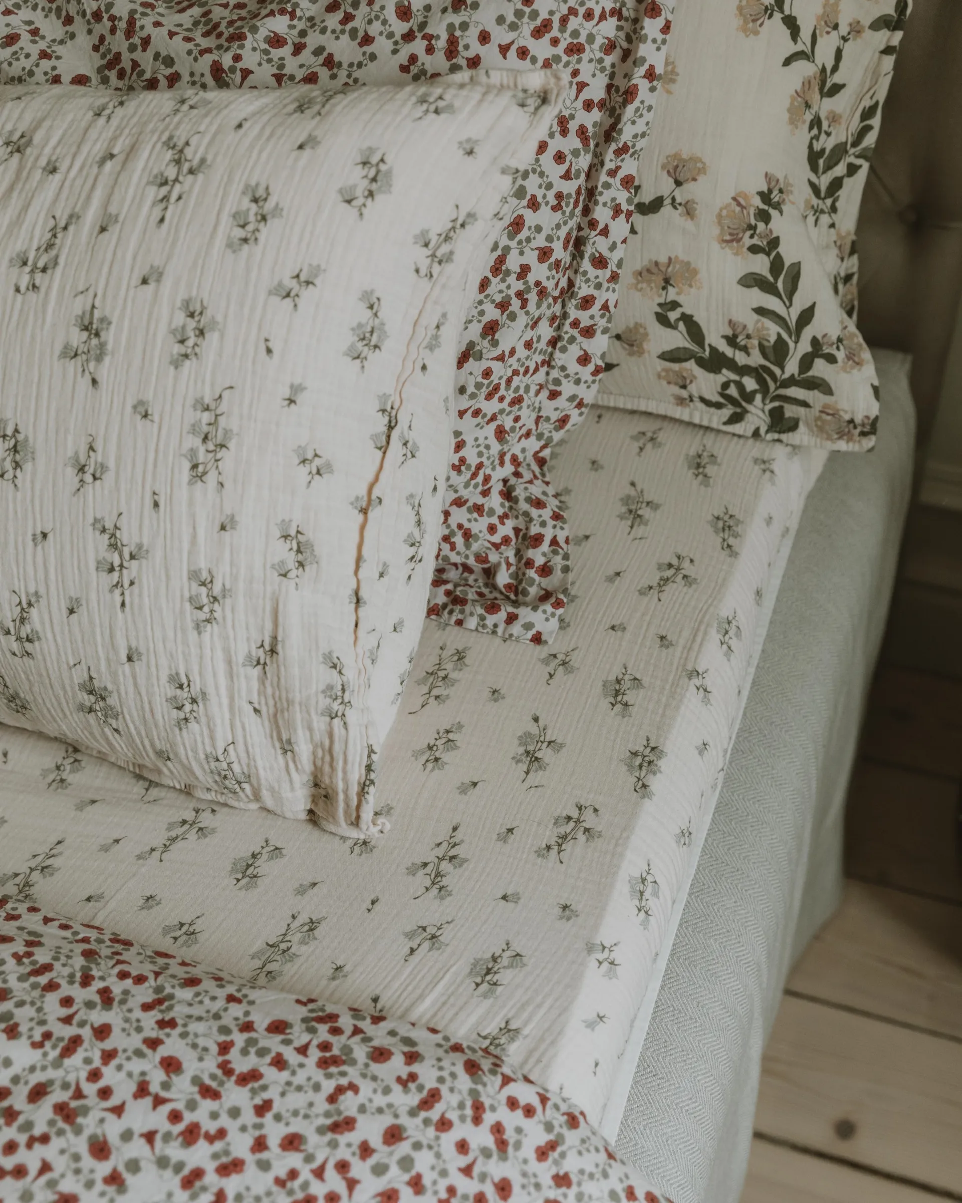 Σεντόνια με λάστιχο Bluebell Muslin, 90x200x30 cm Garbo&Friends