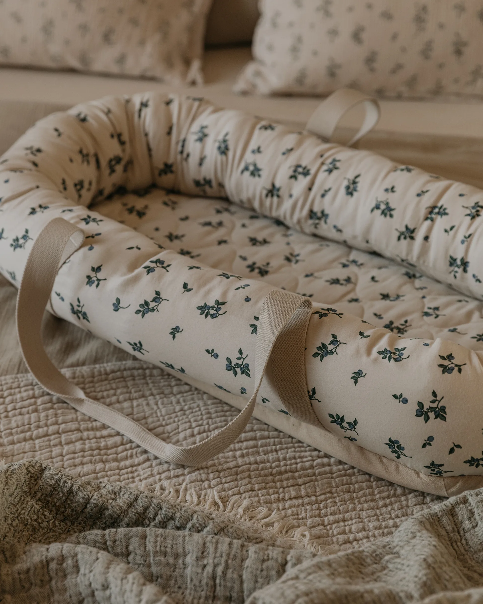 Bluebell satin quiltad babynest, 43x87x16 εκ. Garbo&Friends