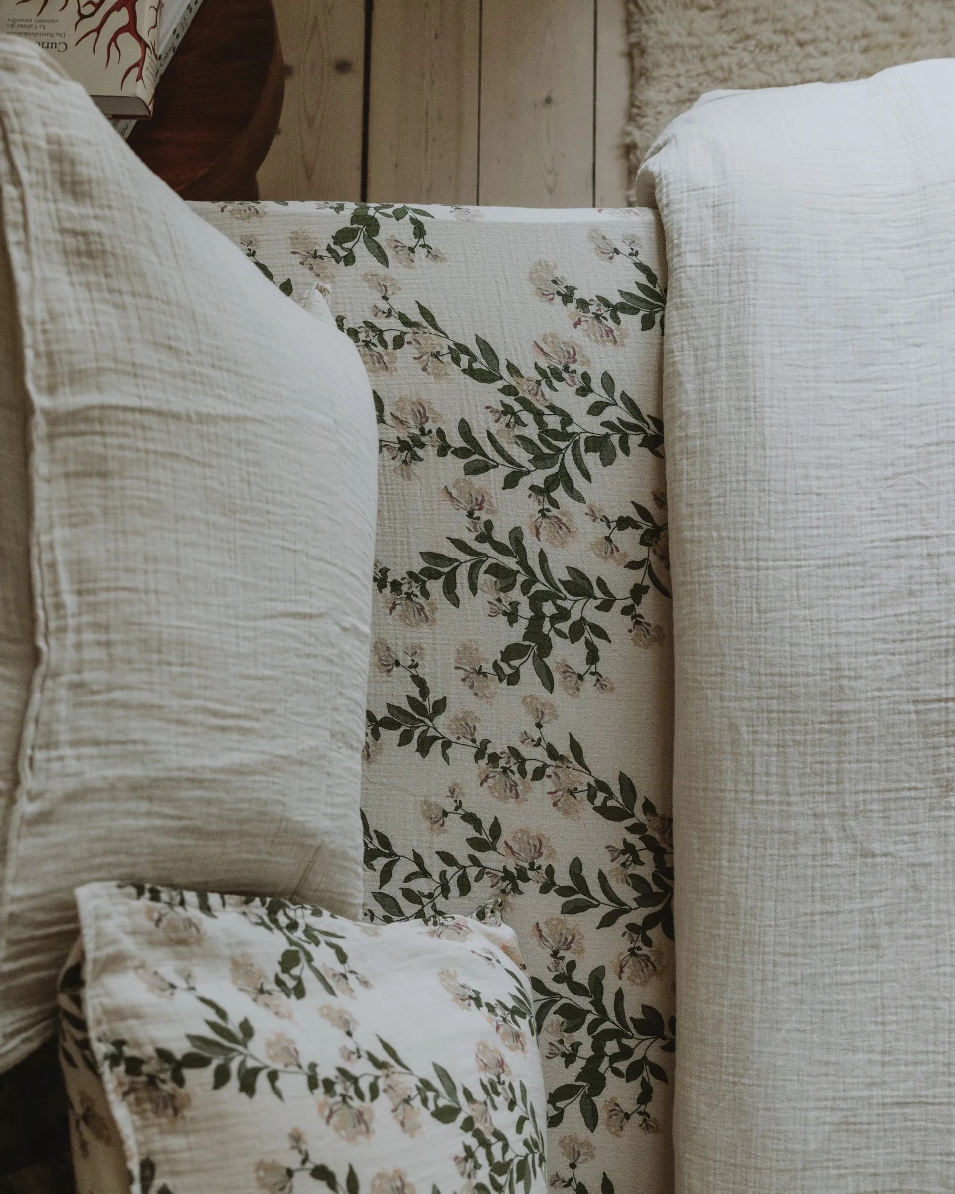 Σεντόνια με λάστιχο Honeysuckle Muslin, 90x200x30 cm Garbo&Friends