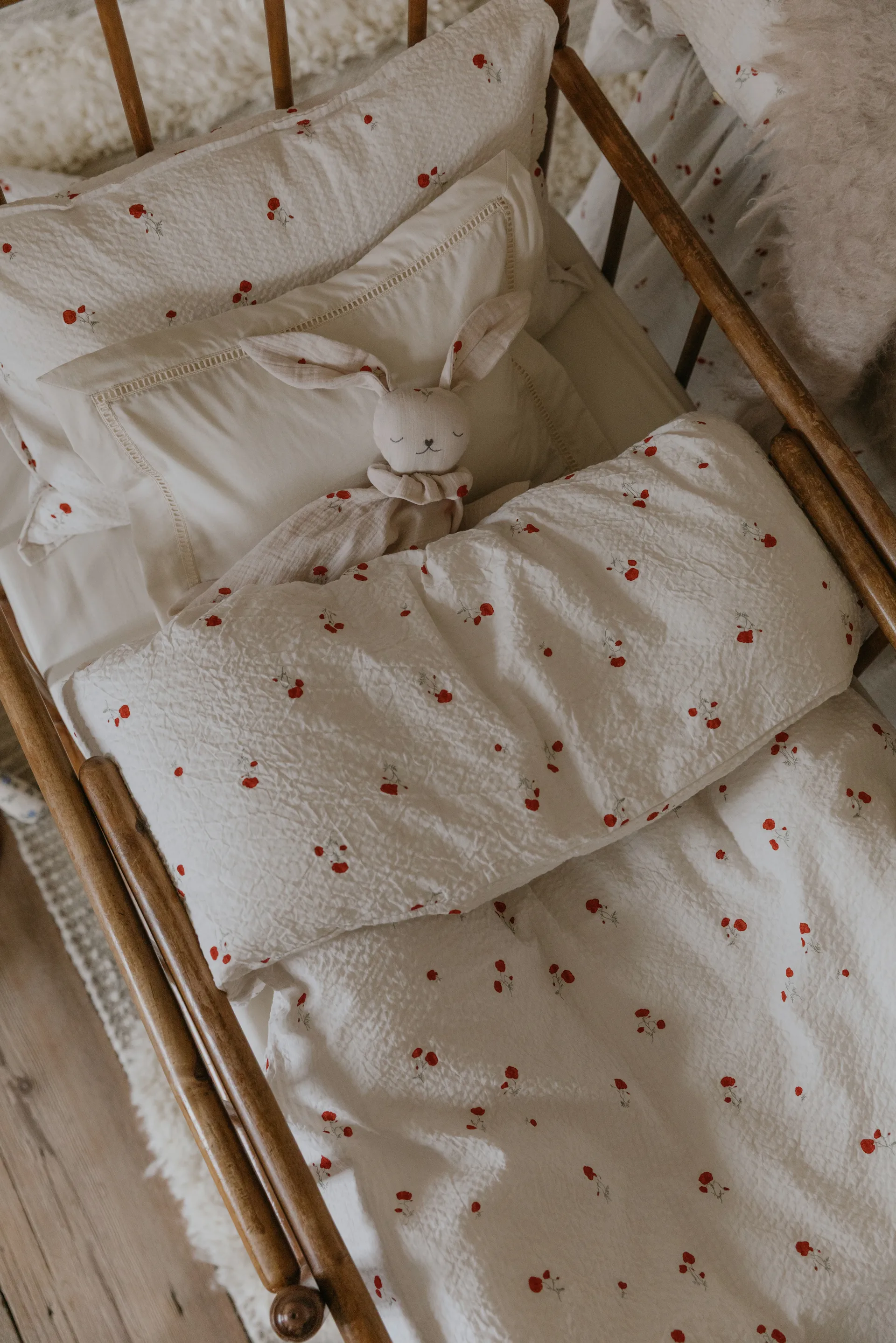 Σετ κρεβατοκάμαρας Poppy Seersucker μωρού, 70x80 εκ/28x35 εκ Garbo&Friends