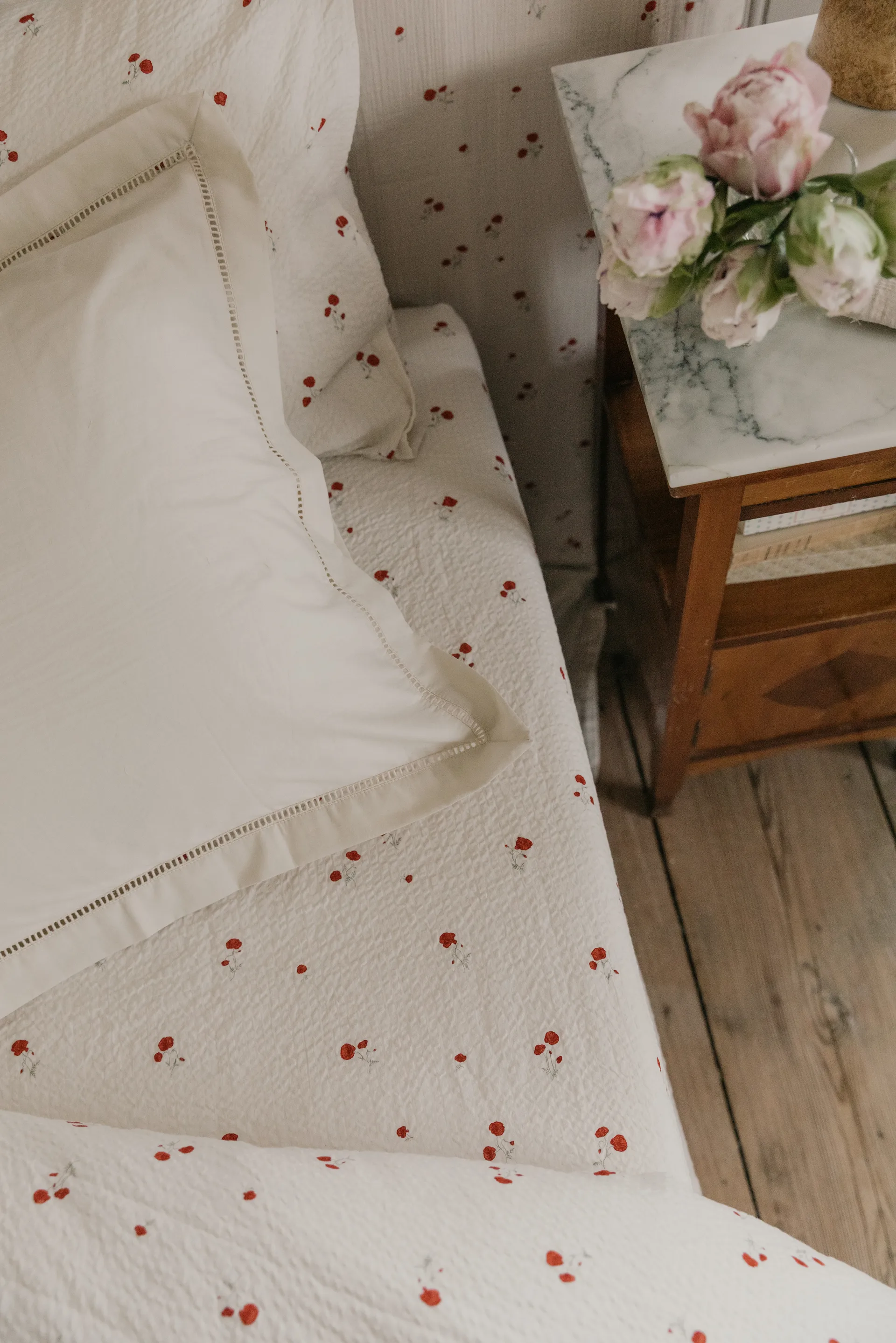 Poppy Seersucker σεντόνι με λάστιχο, 90x200x30 εκ. Garbo&Friends