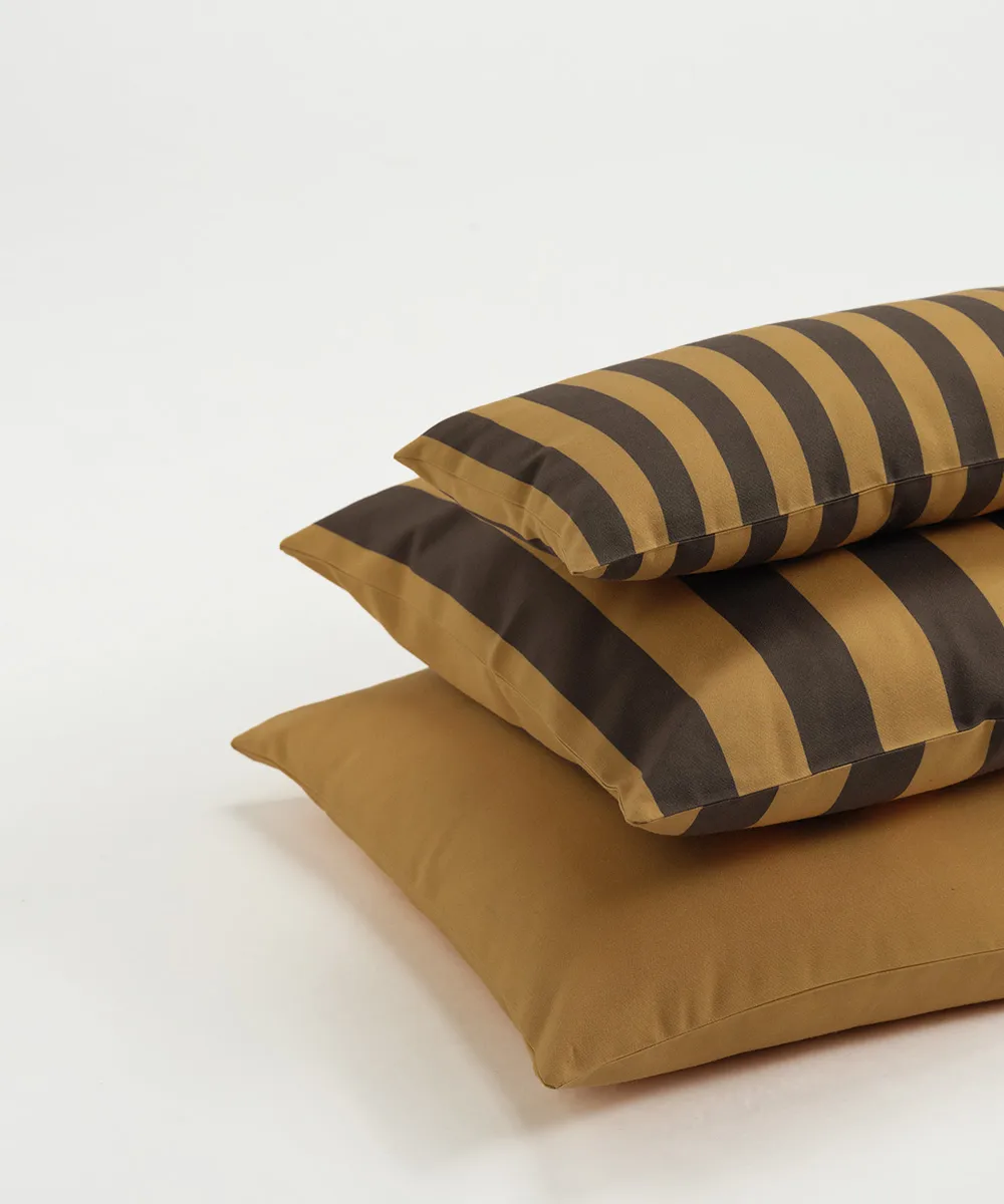 Garden Glory ριγέ μαξιλάρι, Σαφρανί-καφέ, 25x50 εκ. Garden Glory